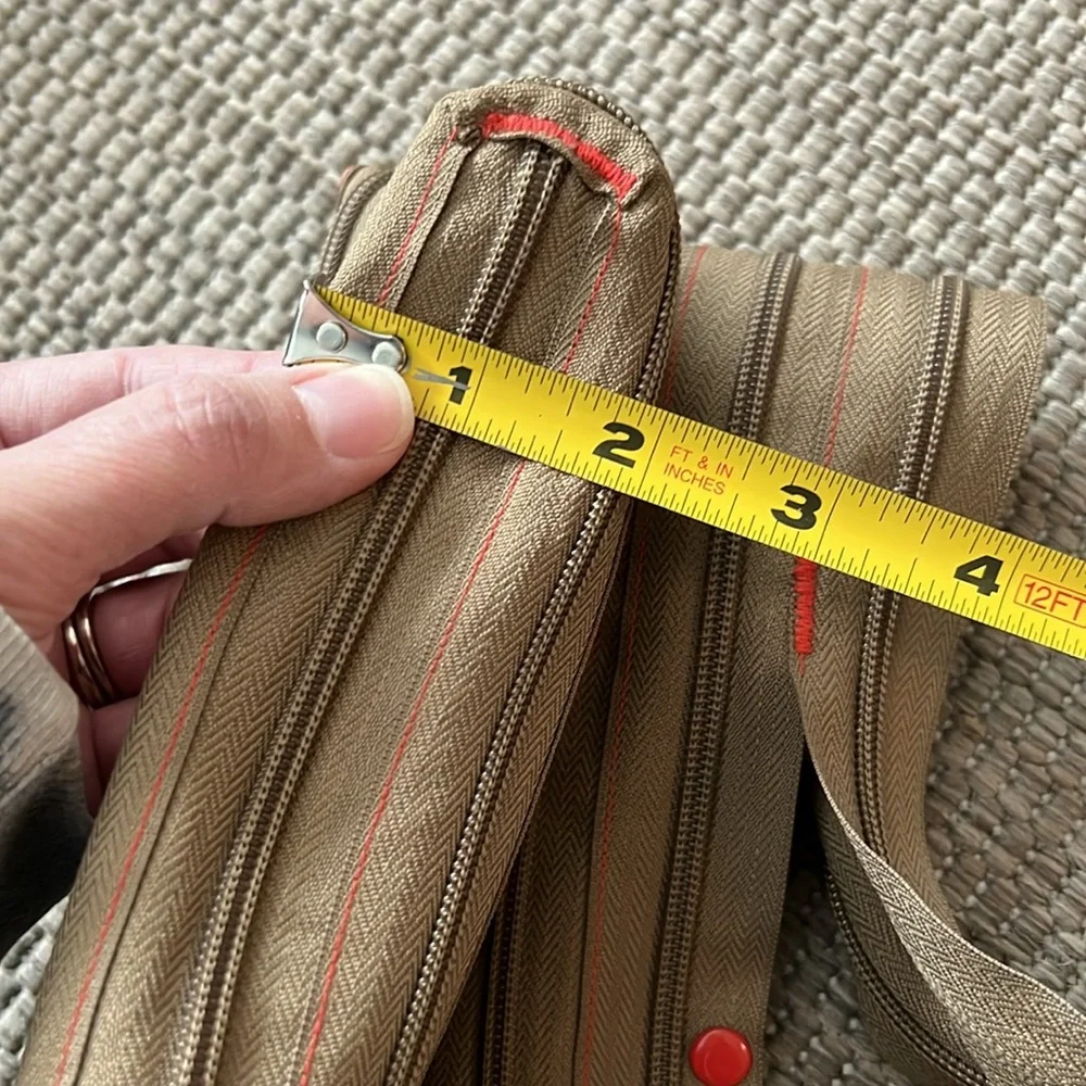 ZIP IT Zipper Tote in light olive green with orange